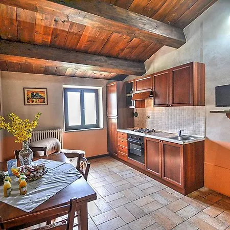Willa Zona Artigianale Callarella Sleeps 3 Pool *